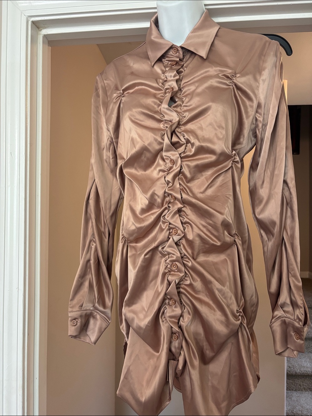 GORGEOUS CHAMPAGNE GOLD SATIN AKIRA DRESS- SMALL